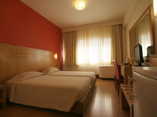 Diana Hotel Quios Quarto foto